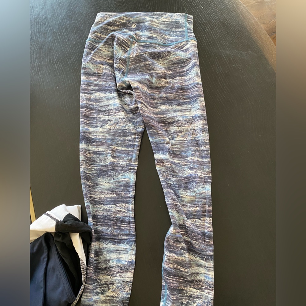 Lululemon align 25” leggings size 6